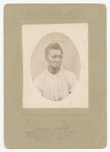 Photograph of a woman, ca. 1910. Creator: Lucius Harper