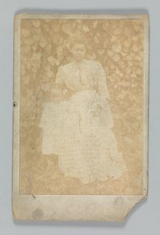 Photographic print of a woman and child, early 20th century. Creator: Unknown