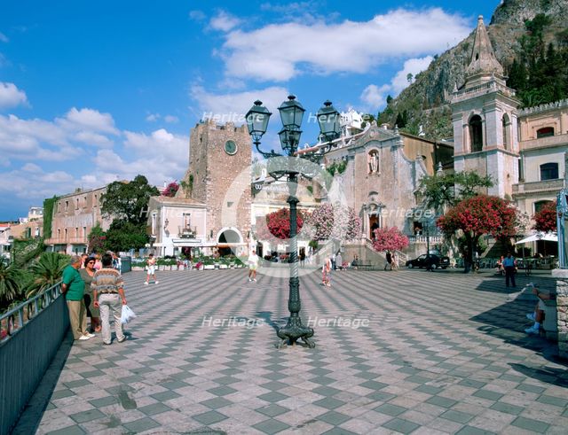 Piazza IX Aprile, Taormina, Sicily, Italy. Creator: Peter Thompson.