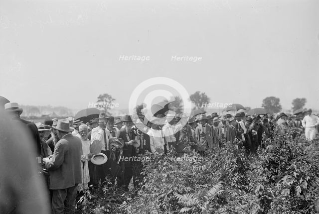 Pickett's men at Bloody Angle, 1913. Creator: Bain News Service.