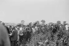 Pickett's men at Bloody Angle, 1913. Creator: Bain News Service