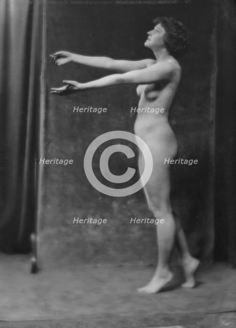 Pickering, Miss, portrait photograph, 1916 Mar. 29. Creator: Arnold Genthe.