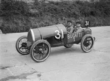 Pierre de Vizcaya in his Bugatti at the JCC 200 Mile Race, Brooklands, Surrey, 1921. Artist: Bill Brunell
