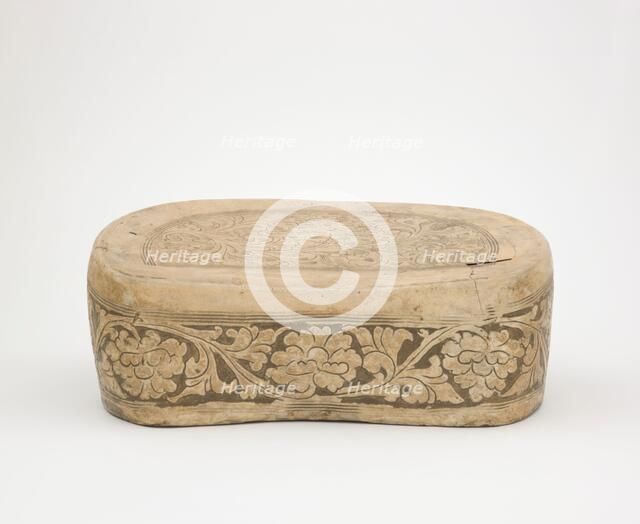 Pillow, 1100-1299. Creator: Unknown.