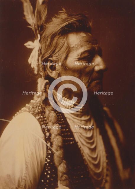 PioPio-Maksmaks, Profile-Wallawalla, c1905. Creator: Edward Sheriff Curtis.