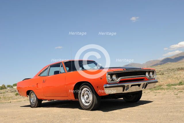 Plymouth Hemi Roadrunner 1970. Artist: Simon Clay.