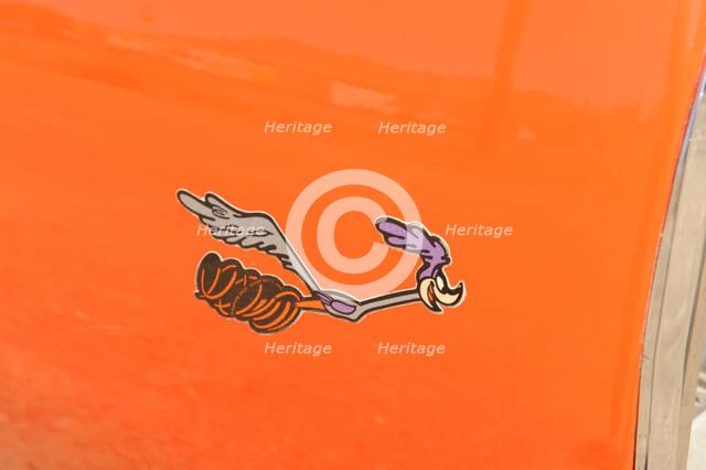 Plymouth Hemi Roadrunner 1970. Artist: Simon Clay.