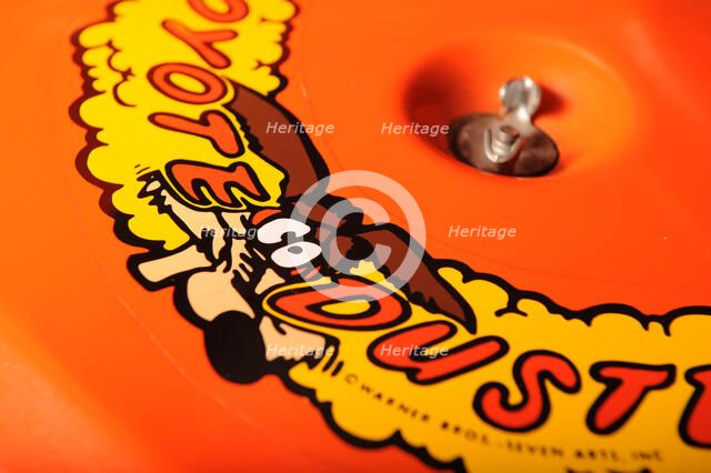 Plymouth Hemi Roadrunner 1970. Artist: Simon Clay.