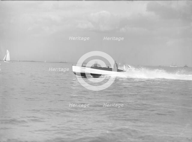 Planning motor boat 'Crusader', 1914. Creator: Kirk & Sons of Cowes.