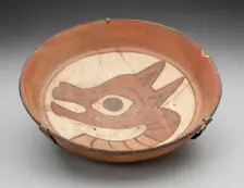 Plate Depicting Head of Llama on Interior, 180 B.C./A.D. 500. Creator: Unknown