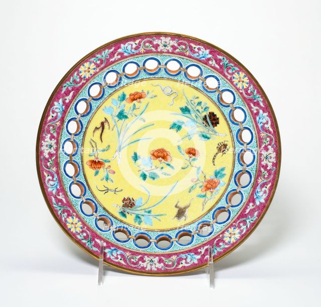 Plate with Talismans for Duanwujie (Dragon Boat Festival), Qing dynasty, Qianlong reign (1736-1795). Creator: Unknown.