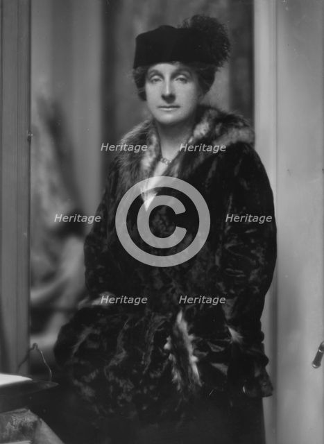 Platt, Charles, Mrs., portrait photograph, 1915. Creator: Arnold Genthe.