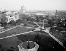 Plaza and harbor, Pensacola, Fla., c.between 1910 and 1920. Creator: Unknown