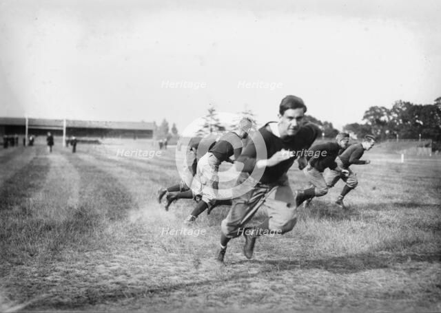 Practice, Yale, 1913. Creator: Bain News Service.