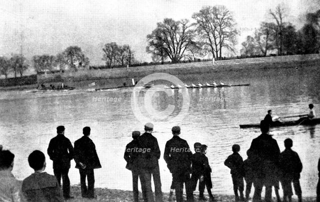 Practicing for the Universities' Boat-Race, 1895. Creator: George Meisenbach.