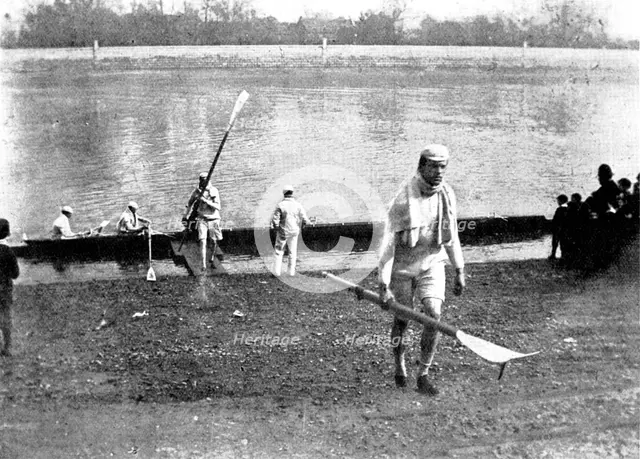 Practicing for the Universities' Boat-Race, 1895. Creator: George Meisenbach.