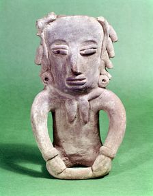 Pre-Colombian Mexican seated pottery figure