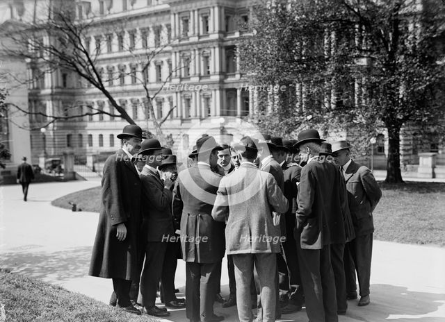 Press Correspondents with Secretary Bryan, 1915. Creator: Harris & Ewing.
