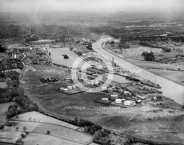 Preston Docks and the city from the north-west, Preston, Lancashire, 1932. Artist: Aerofilms.