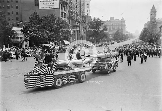 Preparedness Parade, 1916. Creator: Harris & Ewing.