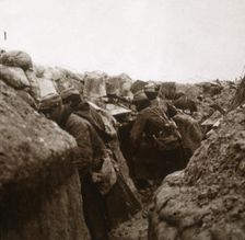 Preparing for attack, Arne, Northern France, c1914-c1918