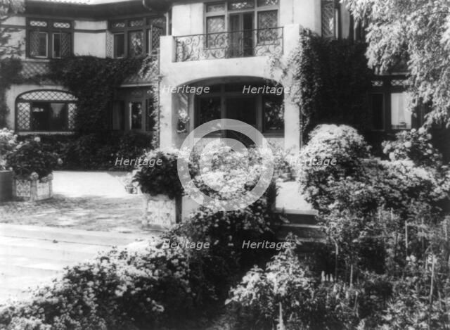 "Pre`s Choisis," Albert Herter house, Georgica Pond, East Hampton, New York., 1913. Creator: Frances Benjamin Johnston.