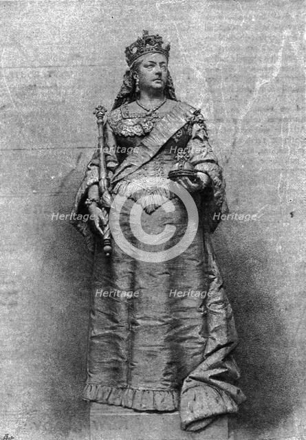 ''Prince Albert Victor in India--Statue of the Queen at Oudipur, recently unveiled by...', 1890. Creator: Unknown.