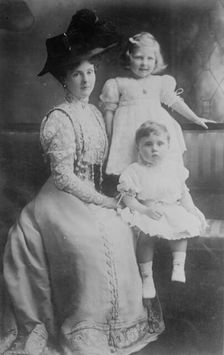 Princess Alex. of Teck, between c1910 and c1915. Creator: Bain News Service