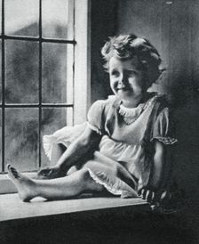 Princess Margaret at St Paul's Waldenbury, Hampshire, 1932