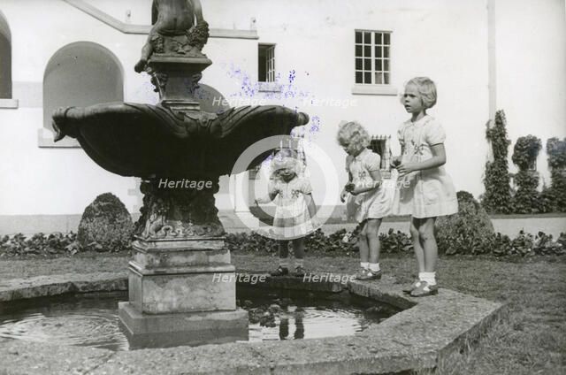 Princesses Desiree, Birgitta and Margaretha of Sweden, 1942. Artist: Karl Sandels