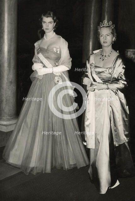 Princesses Margaretha and Sibylla of Sweden, 1954. Artist: Unknown