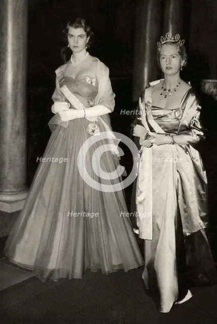 Princesses Margaretha and Sibylla of Sweden, 1954. Creator: Unknown.