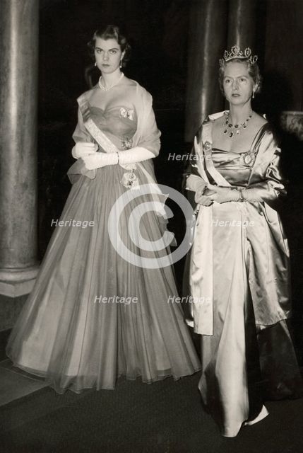 Princesses Margaretha and Sibylla of Sweden, 1954. Creator: Unknown.