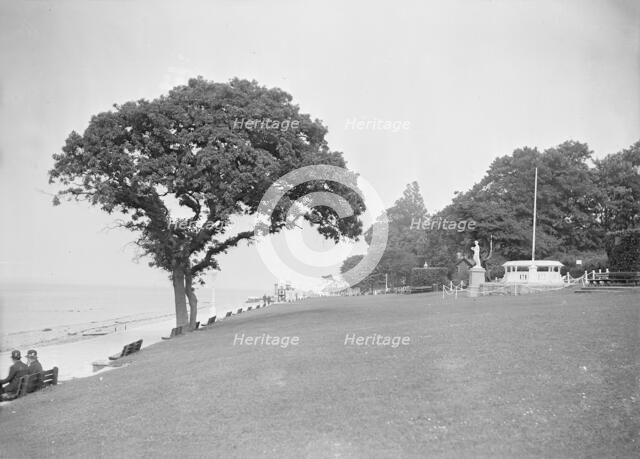 Prince's Green, Cowes, Isle of Wight, c1935. Creator: Kirk & Sons of Cowes.