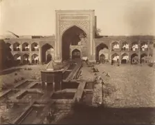 [Principal Gate of MESHED], 1840s-60s. Creator: Possibly by Luigi Pesce