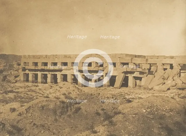 Promenoir de Thoutmès III - Dernières galeries du Palais de Karnac (Thèbes), 1849-50. Creator: Maxime du Camp.