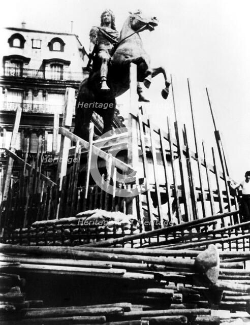Protective measures for the statue of Louis XIV, Paris, 1940. Artist: Unknown