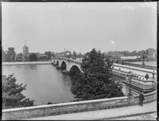 Putney Bridge, Putney, Wandsworth, Greater London Authority, 1905. Creator: William O Field