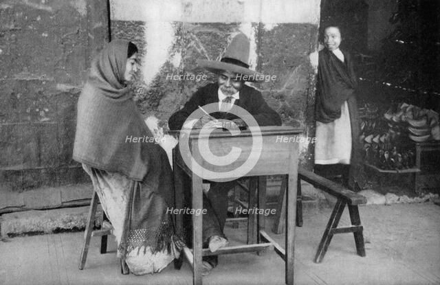 Public letter writer, Mexico.Artist: CB Waite