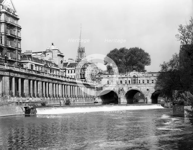 Pulteney Bridge, Bath, Somerset, c1955. Creator: Arthur Charles Kirby Ware.