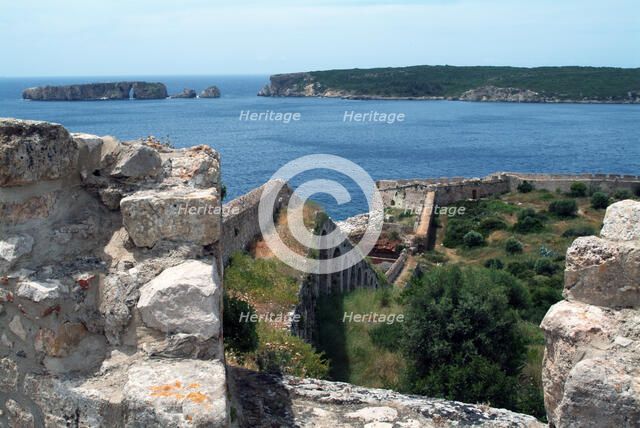 Pylos, Neo Kastro , Greece, 2003. Creator: Ethel Davies.