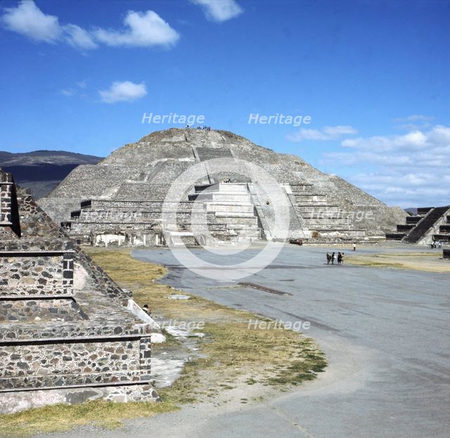 Pyramid of the Moon at the Teotihuacan ruins.
