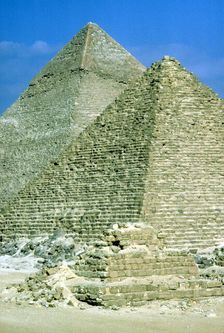 Pyramids of Khafre on left and of Mycerinus on right, Giza, Egypt, c26th century BC