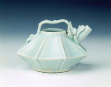 Qingbai water dropper with dragon-headed spout, Yuan dynasty, China, first half of 14th century