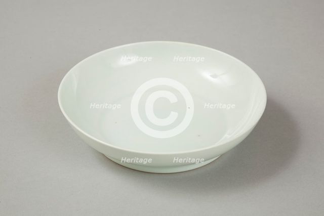 Qingbai glazed bowl with Xuande six character reign mark, 18th century. Artist: Unknown.