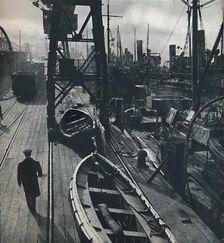 Quay to Victory 1941. Artist: Cecil Beaton