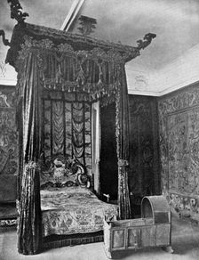 Queen Elizabeth's bed, Haddon Hall, Derbyshire, 1924-1926