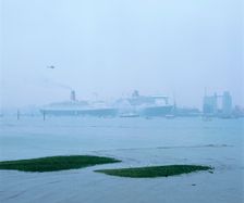 Queen Mary II with Queen Elizabeth II, Southampton, May 2004