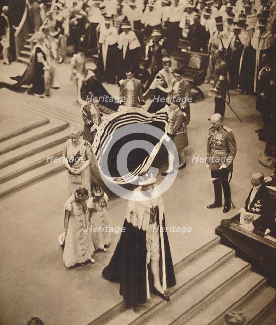 'Queen Mary Leaves', May 12 1937. Artist: Unknown.