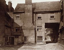 Queen's Head Inn Yard, c1881. Creator: Henry Dixon & Son